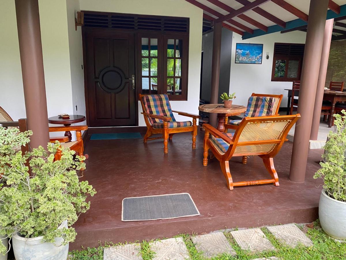 See Turtle Villa Tangalle Exterior photo