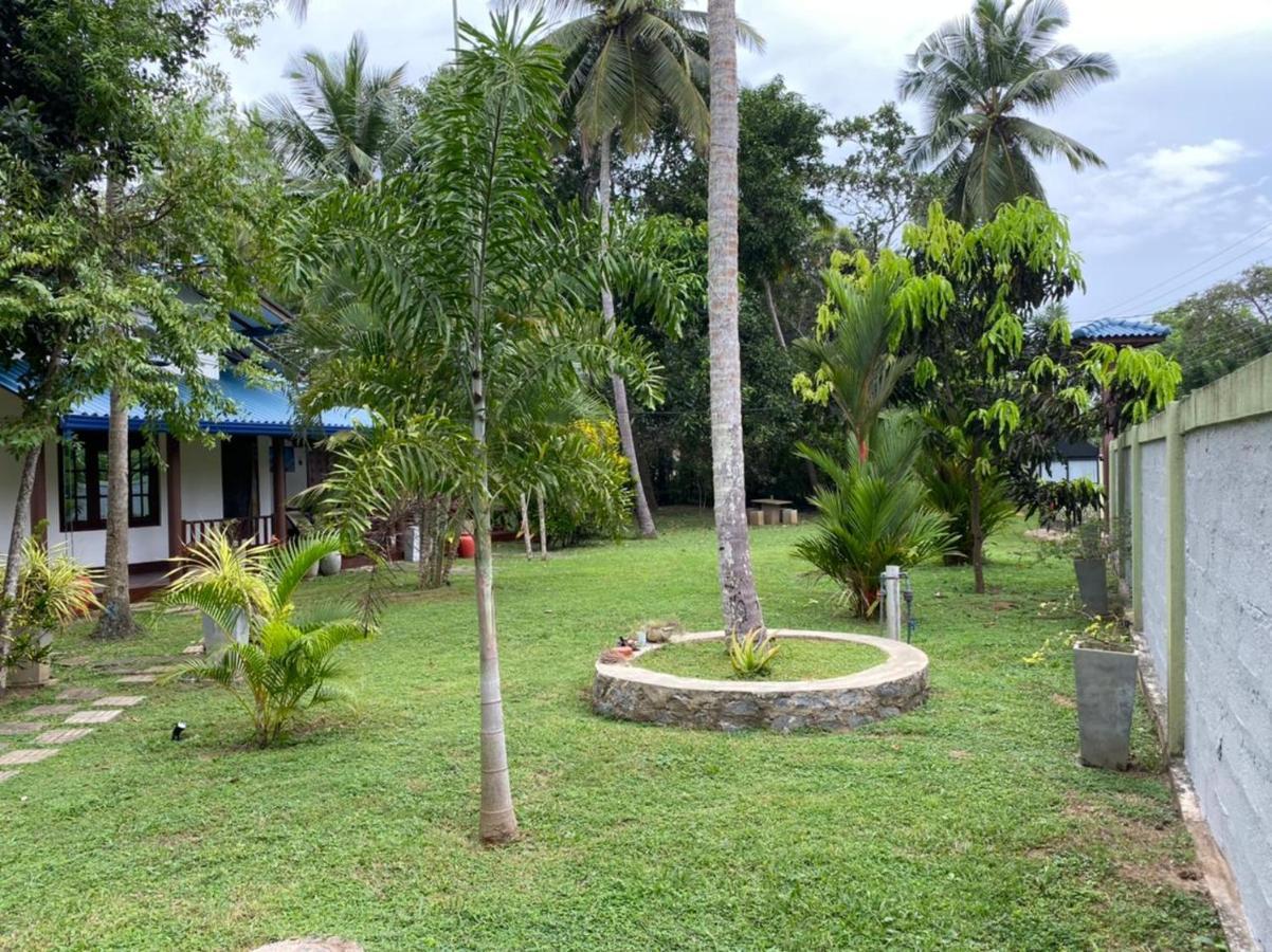 See Turtle Villa Tangalle Exterior photo