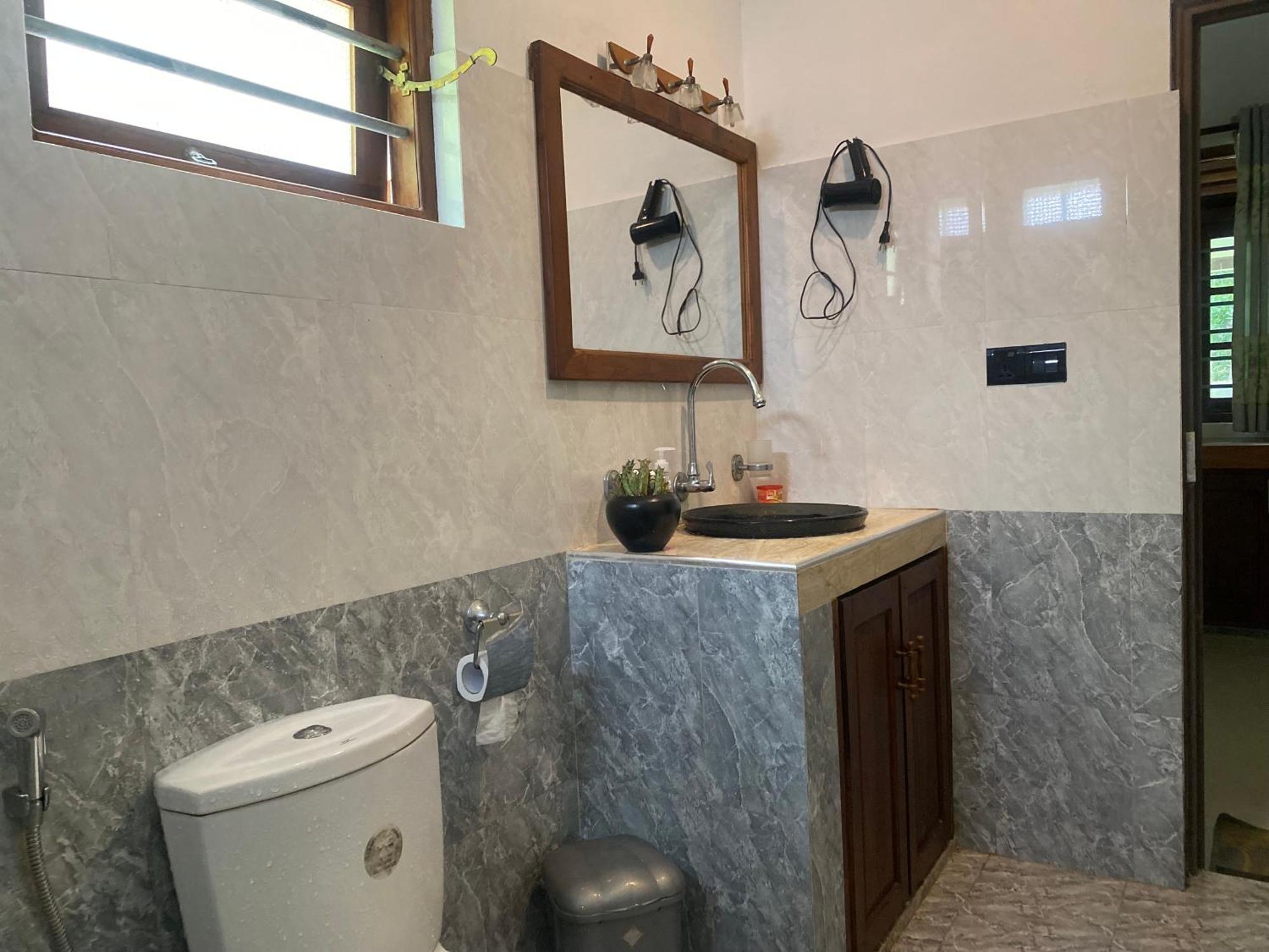 See Turtle Villa Tangalle Exterior photo