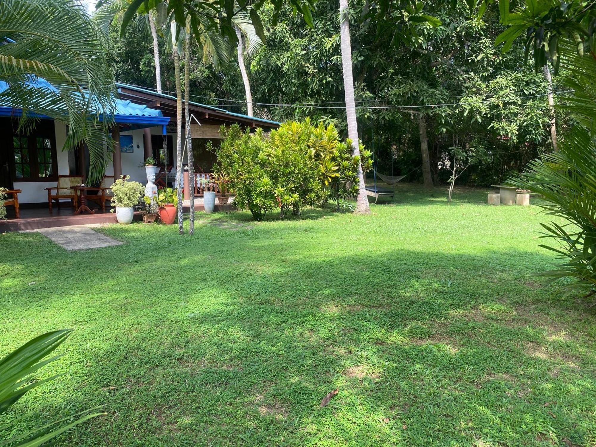 See Turtle Villa Tangalle Exterior photo